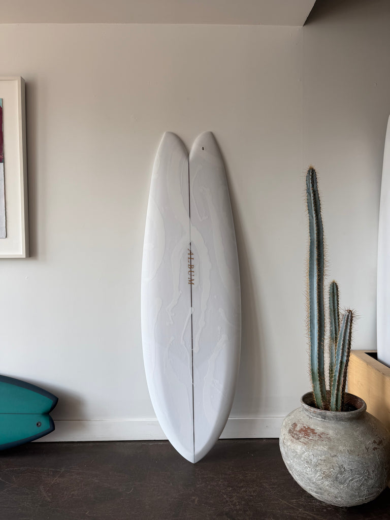 Sunstone Model – Album Surf