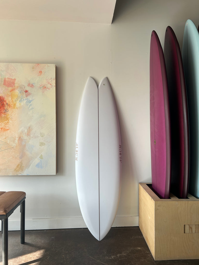 ALBUM Lightbender 6'1\"フィン、リーシュコード付き ALBUM Lightbender 6'1